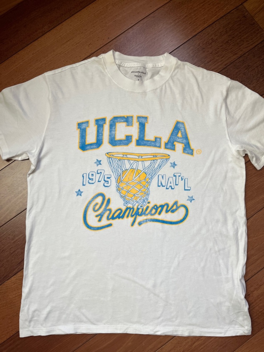NWOT Abercrombie UCLA Basketball Tee